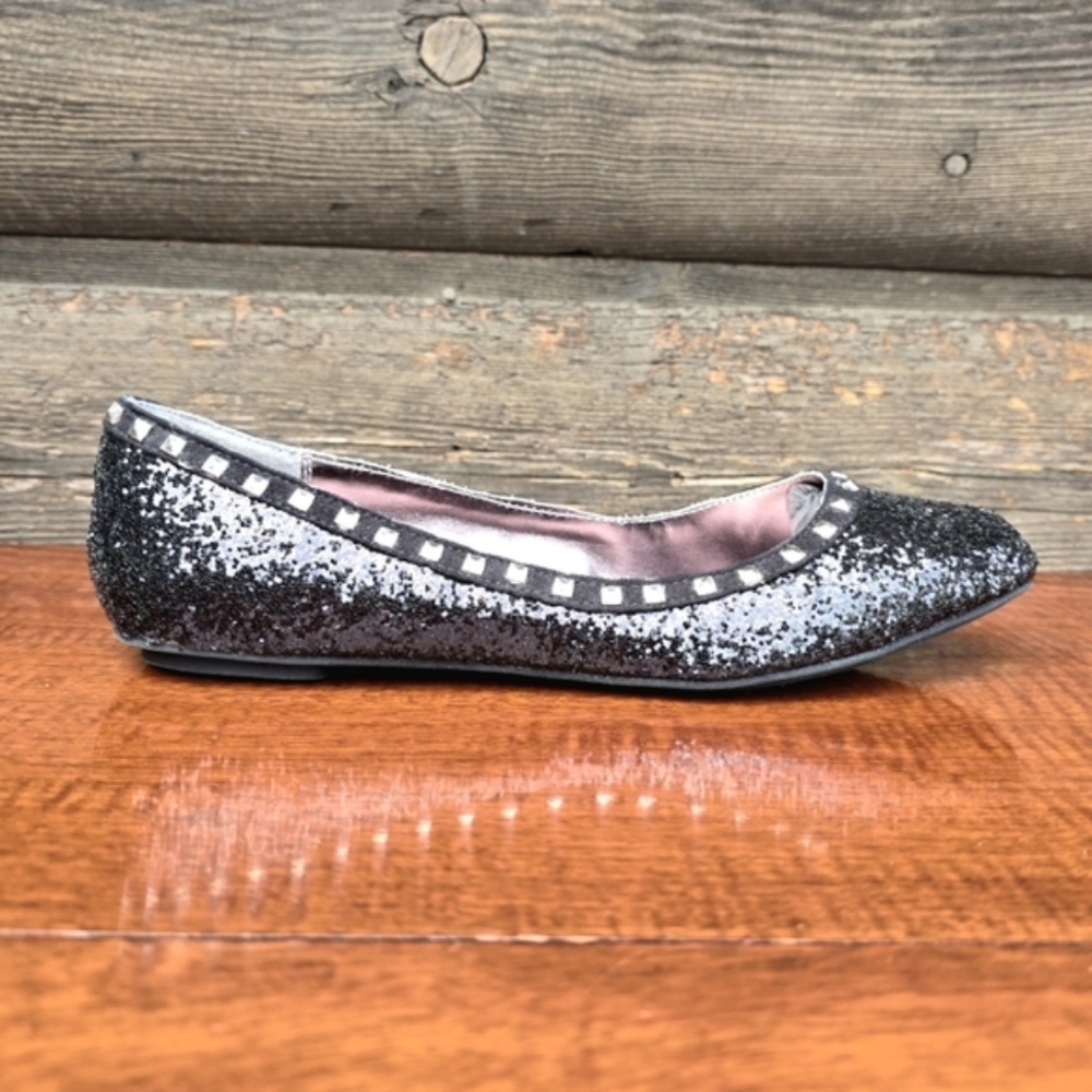 N By Nicole Miller NEW!!  Pyramid Studded, Sparkly, Squared Toe, Ballet Flats 8M